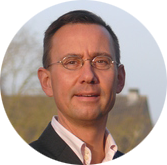 Client Testimonial Avatar 3